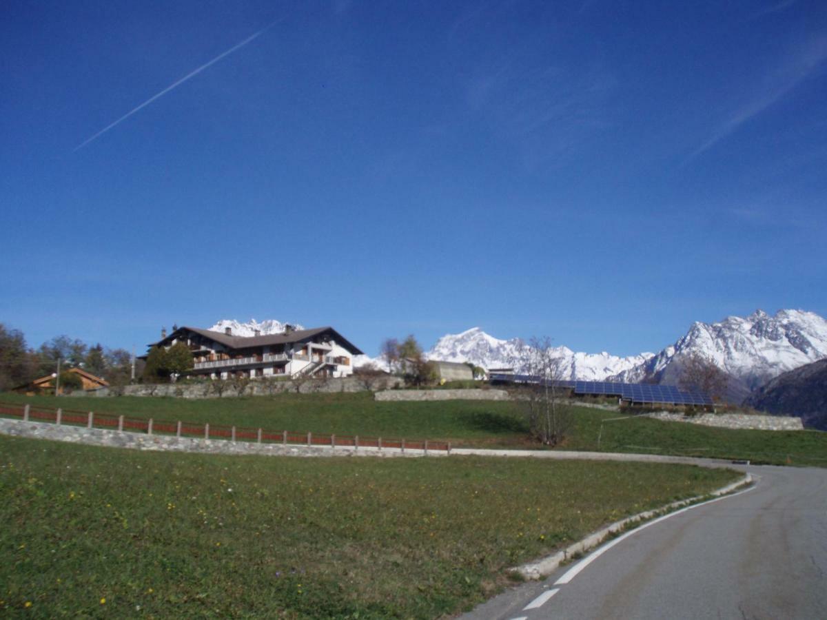 Agriturismo Plan D'Avie Aosta Exterior foto